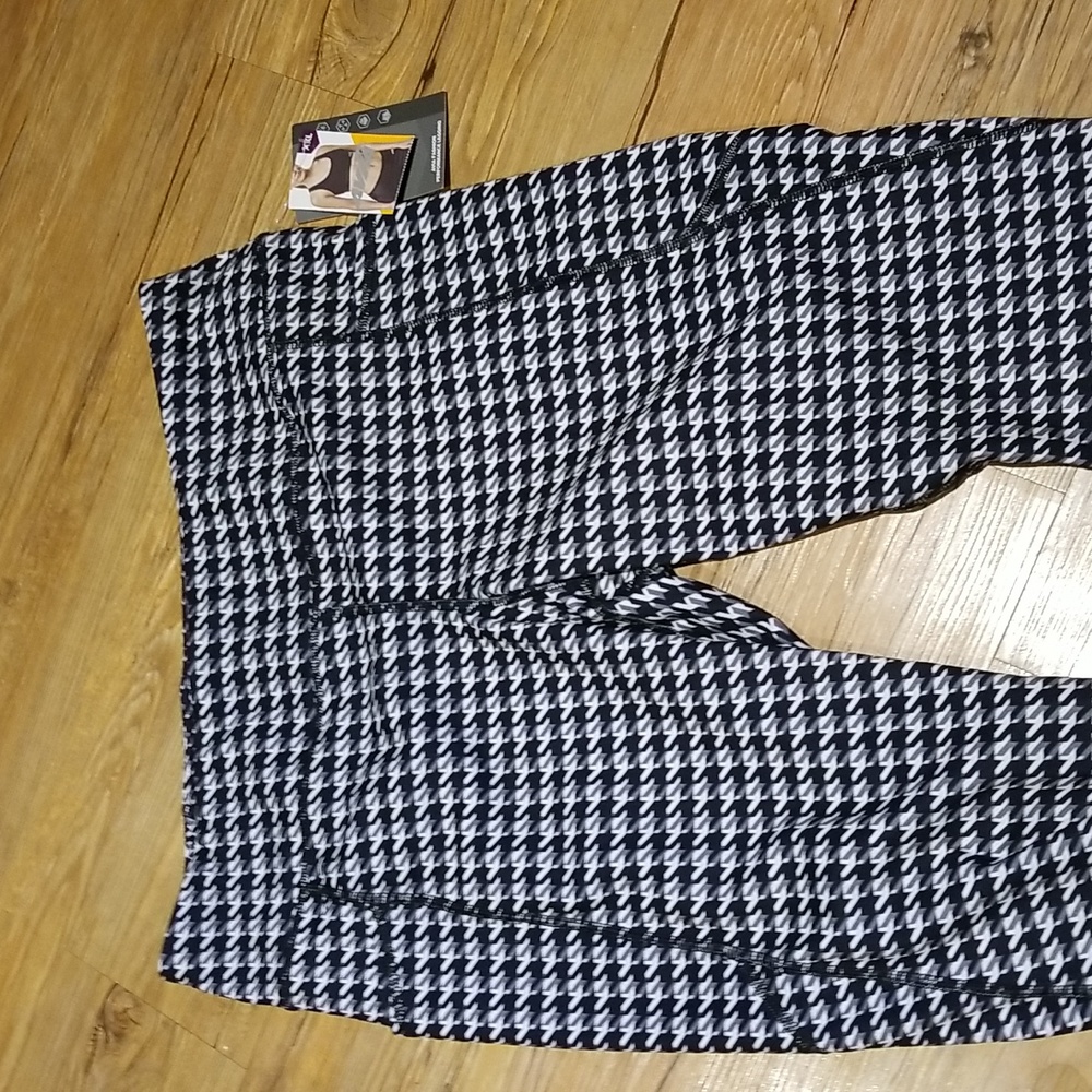 Avia NWTS black white patterned leggings szXXL - Picture 3 of 9